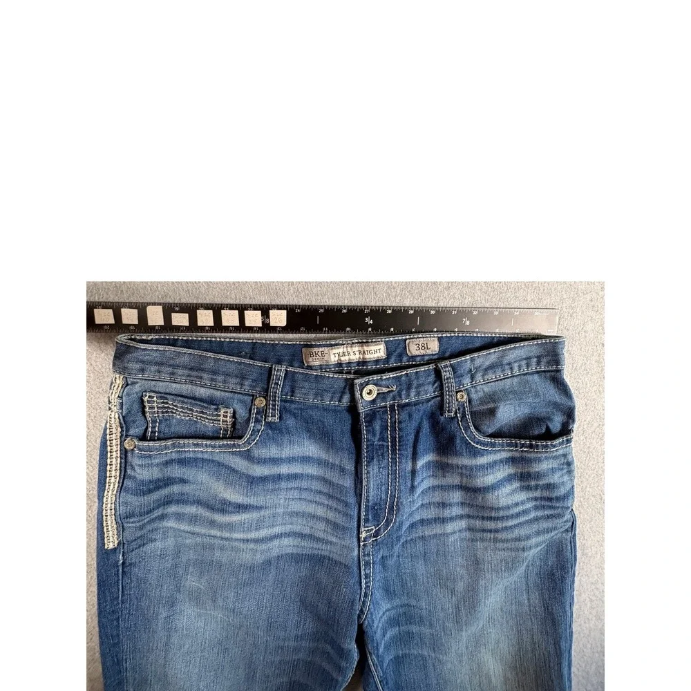BKE Buckle Tyler Straight Jeans Mens 38L Blue Washed Rugged Workwear Outdoor